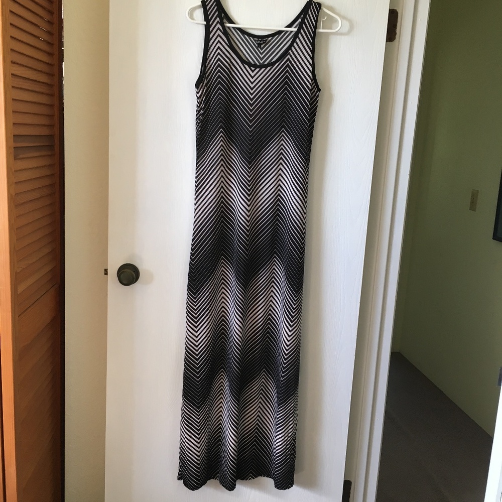 Just Love black and white tank maxi dress. Size M.